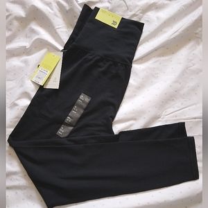 NWT All In Motion women’s high rise leggings